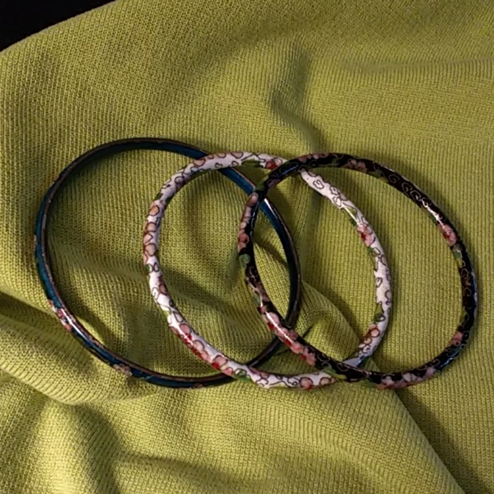 AUTH VINTAGE 3 CLOISONNE BANGLE BRACELETS